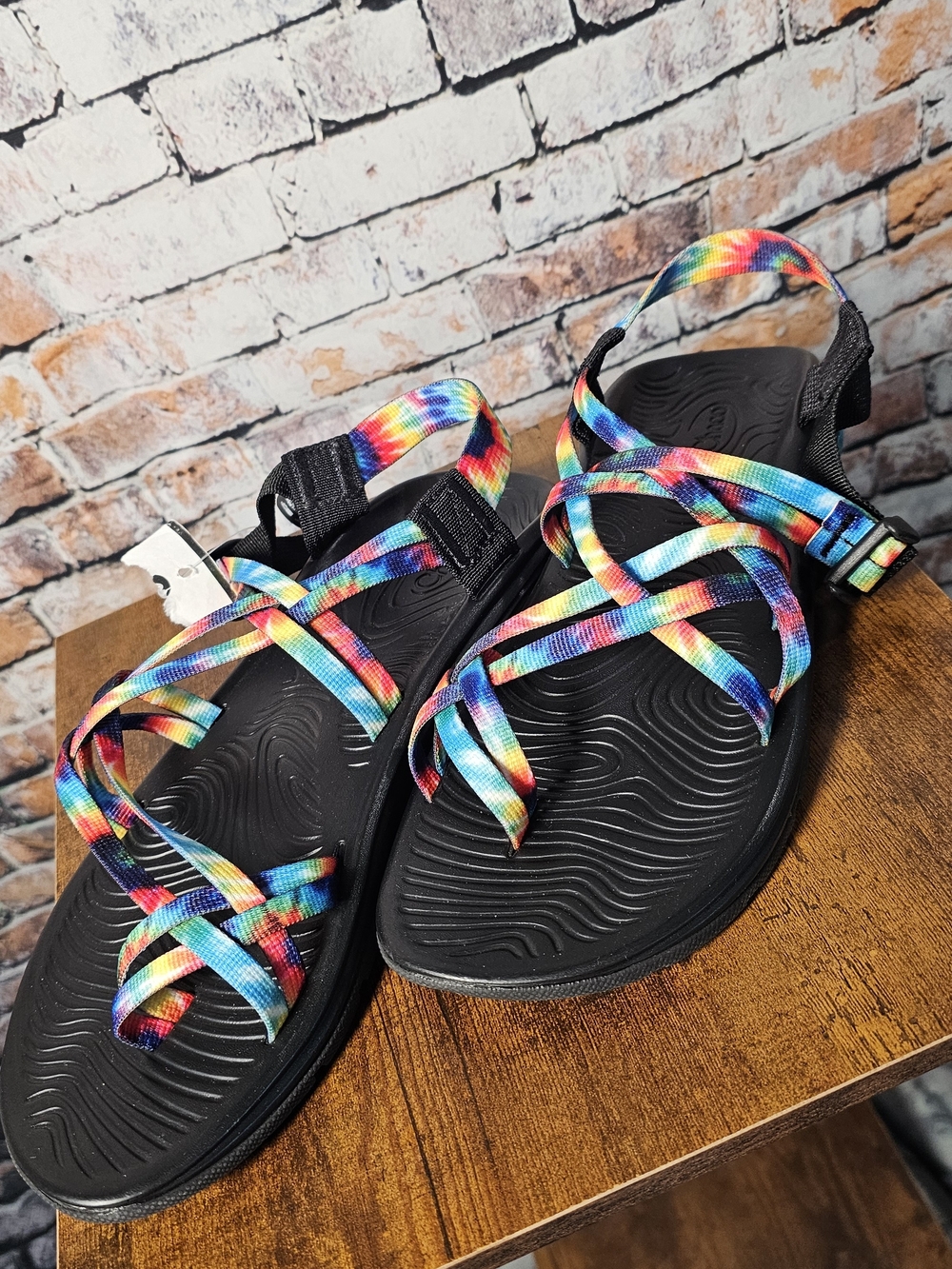 Chaco Z/Cloud Rainbow Tie Dye Sport Sandals Women's Size 10 NWT Comfort Outdoor